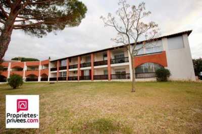 Apartment For Sale in Nimes, France