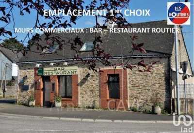 Industrial For Sale in Erbray, France