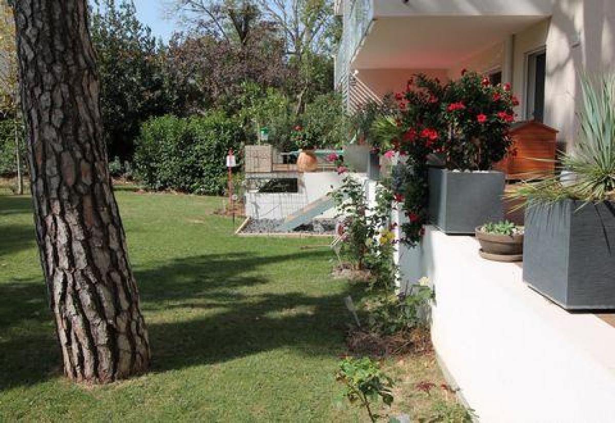 Picture of Condo For Sale in Marseille, Provence-Alpes-Cote d'Azur, France