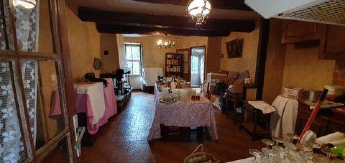 Picture of Farm For Sale in Bizanet, Languedoc Roussillon, France