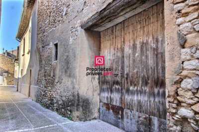 Retail For Sale in Mornas, France