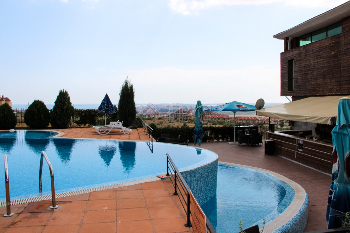 Picture of Apartment For Sale in Kosharitsa, Burgas, Bulgaria