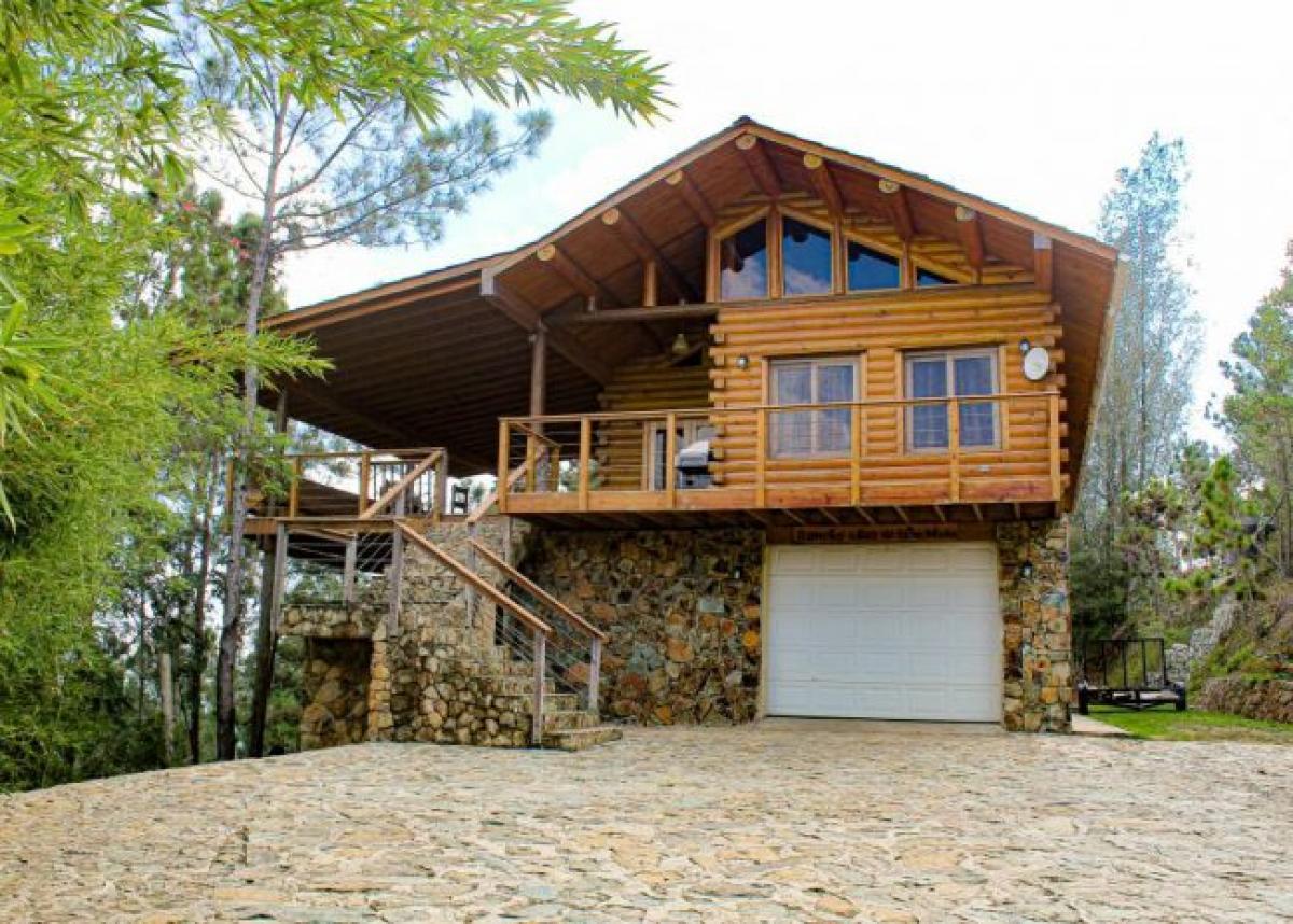 Picture of Home For Sale in Jarabacoa, La Vega, Dominican Republic
