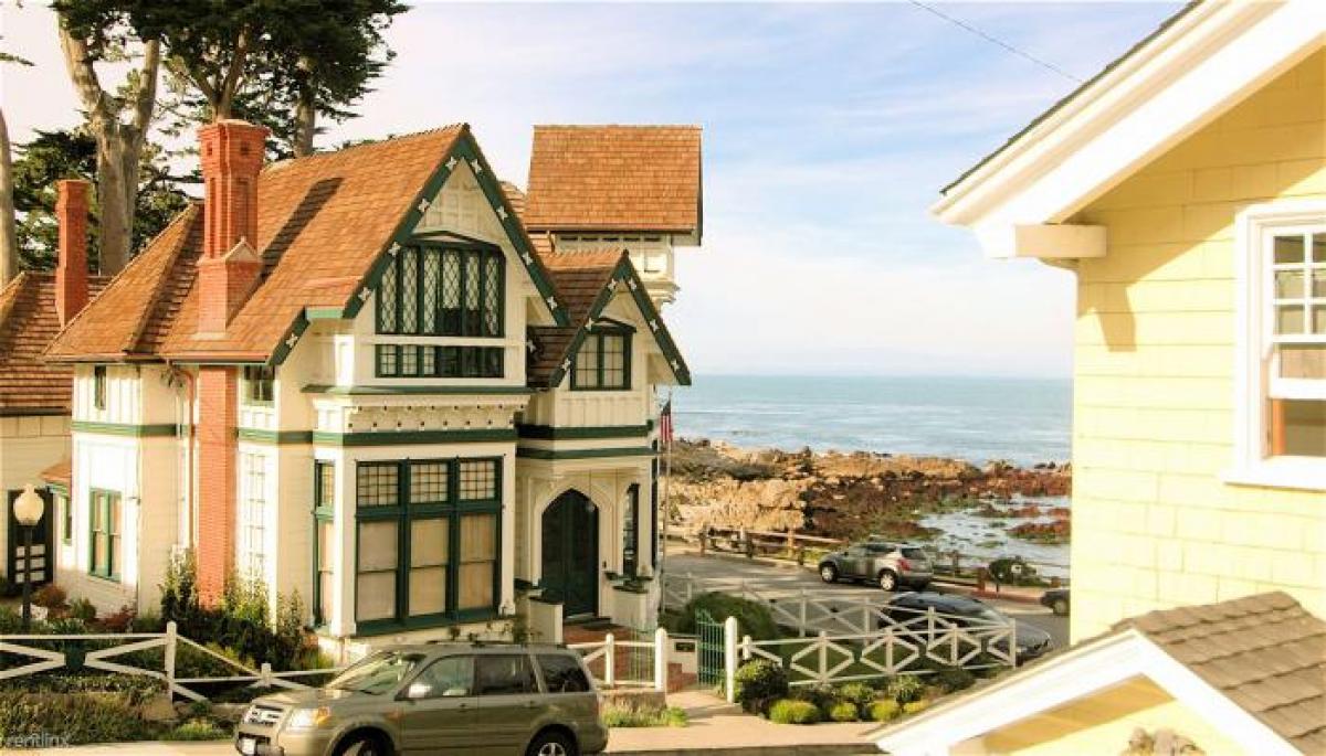 Picture of Apartment For Rent in Pacific Grove, California, United States
