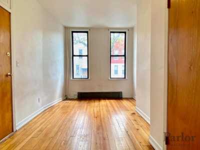 Apartment For Rent in Ridgewood, New York