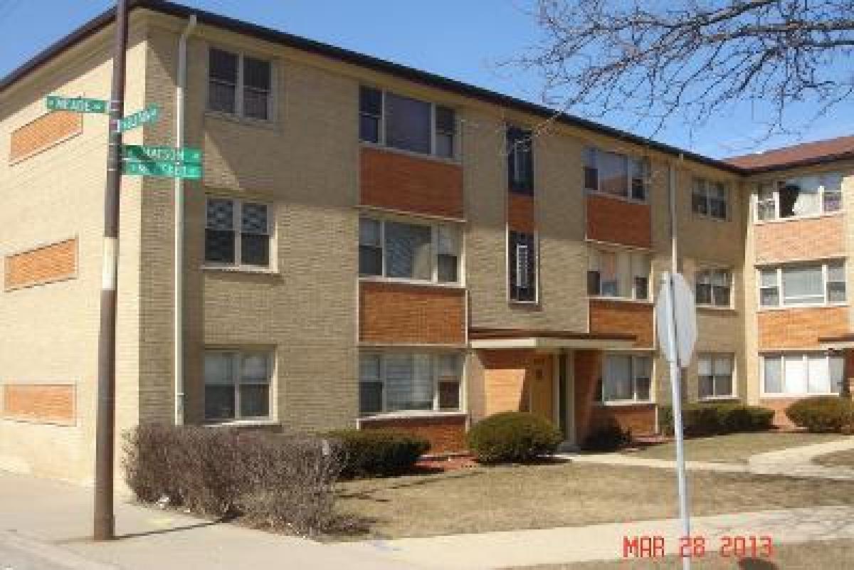 Picture of Condo For Sale in Chicago, Illinois, United States