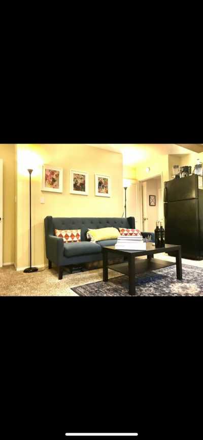 Apartment For Rent in Westwood, California