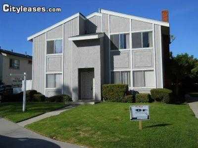 Apartment For Rent in Orange, California