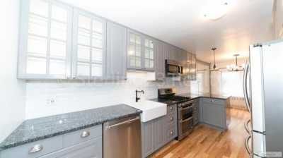 Apartment For Rent in East Elmhurst, New York