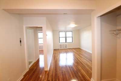 Apartment For Rent in Elmhurst, New York