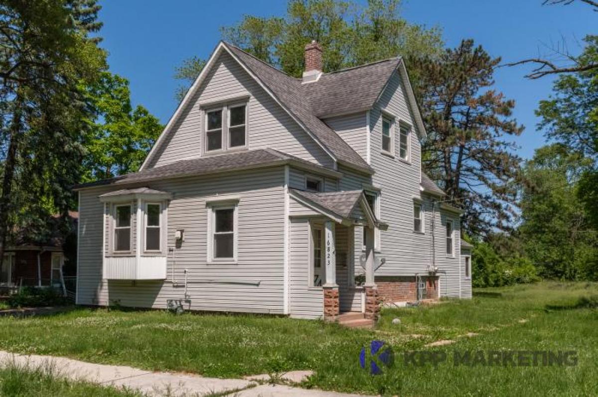 Picture of Home For Sale in Hazel Crest, Illinois, United States