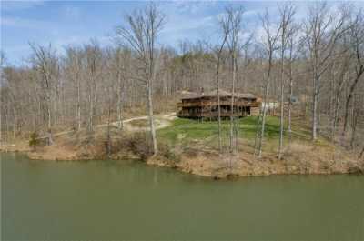 Home For Sale in Nashville, Indiana