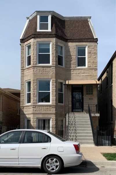 Multi-Family Home For Sale in Chicago, Illinois