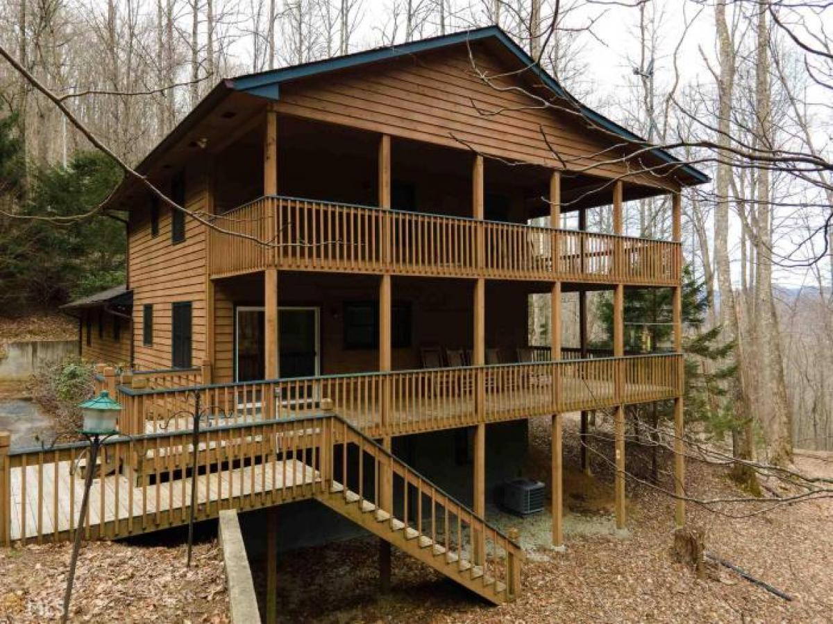 Picture of Home For Sale in Rabun Gap, Georgia, United States