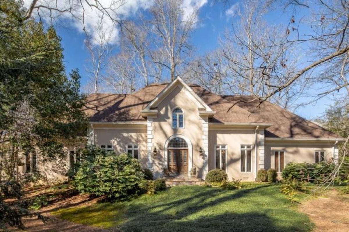 Picture of Home For Sale in Sandy Springs, Georgia, United States