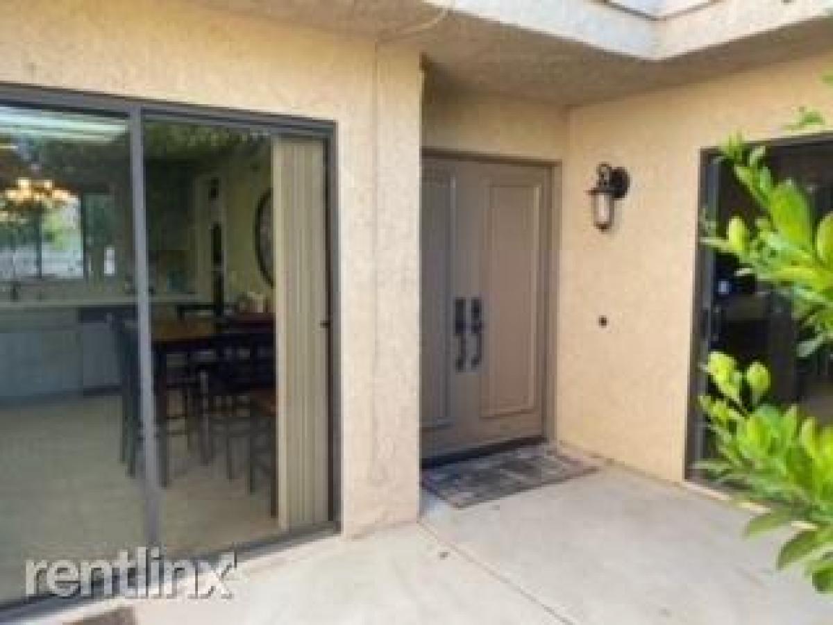 Picture of Apartment For Rent in Cathedral City, California, United States