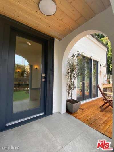 Home For Rent in West Hollywood, California