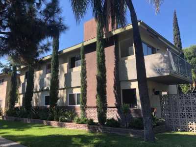 Apartment For Rent in Anaheim, California