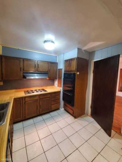 Home For Rent in Gary, Indiana