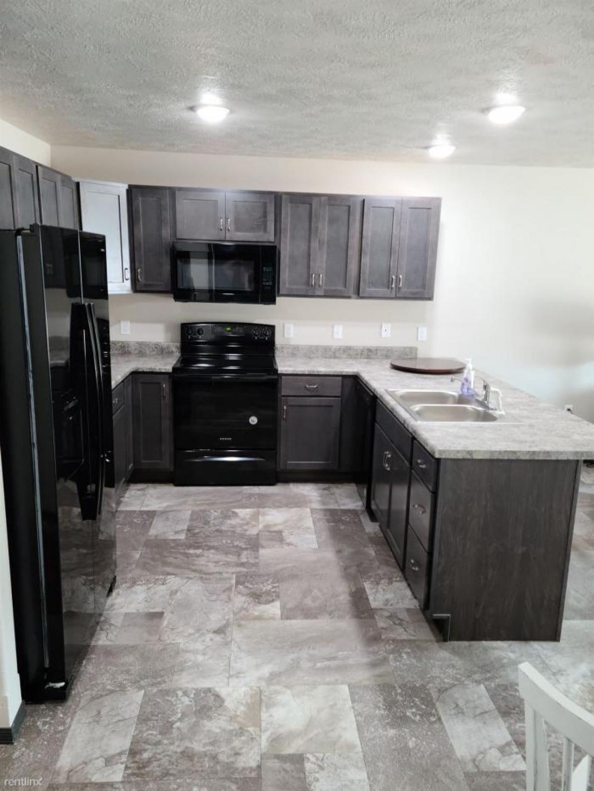 Picture of Apartment For Rent in Harrisburg, South Dakota, United States