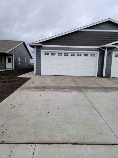 Apartment For Rent in Harrisburg, South Dakota