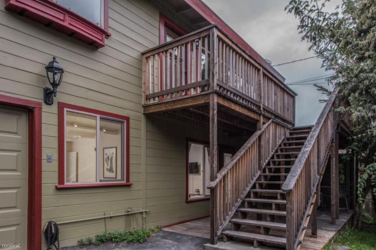 Picture of Apartment For Rent in Monterey, California, United States