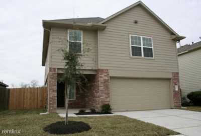 Home For Rent in Baytown, Texas