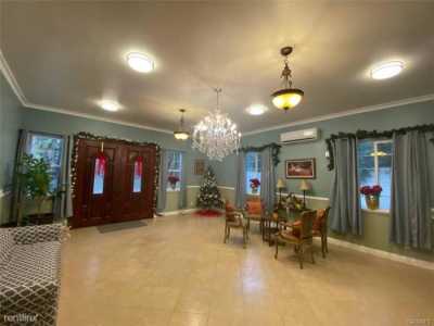 Home For Rent in Woodland Hills, California