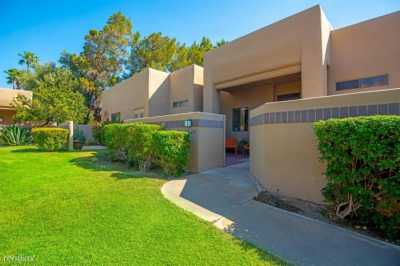 Apartment For Rent in Cathedral City, California