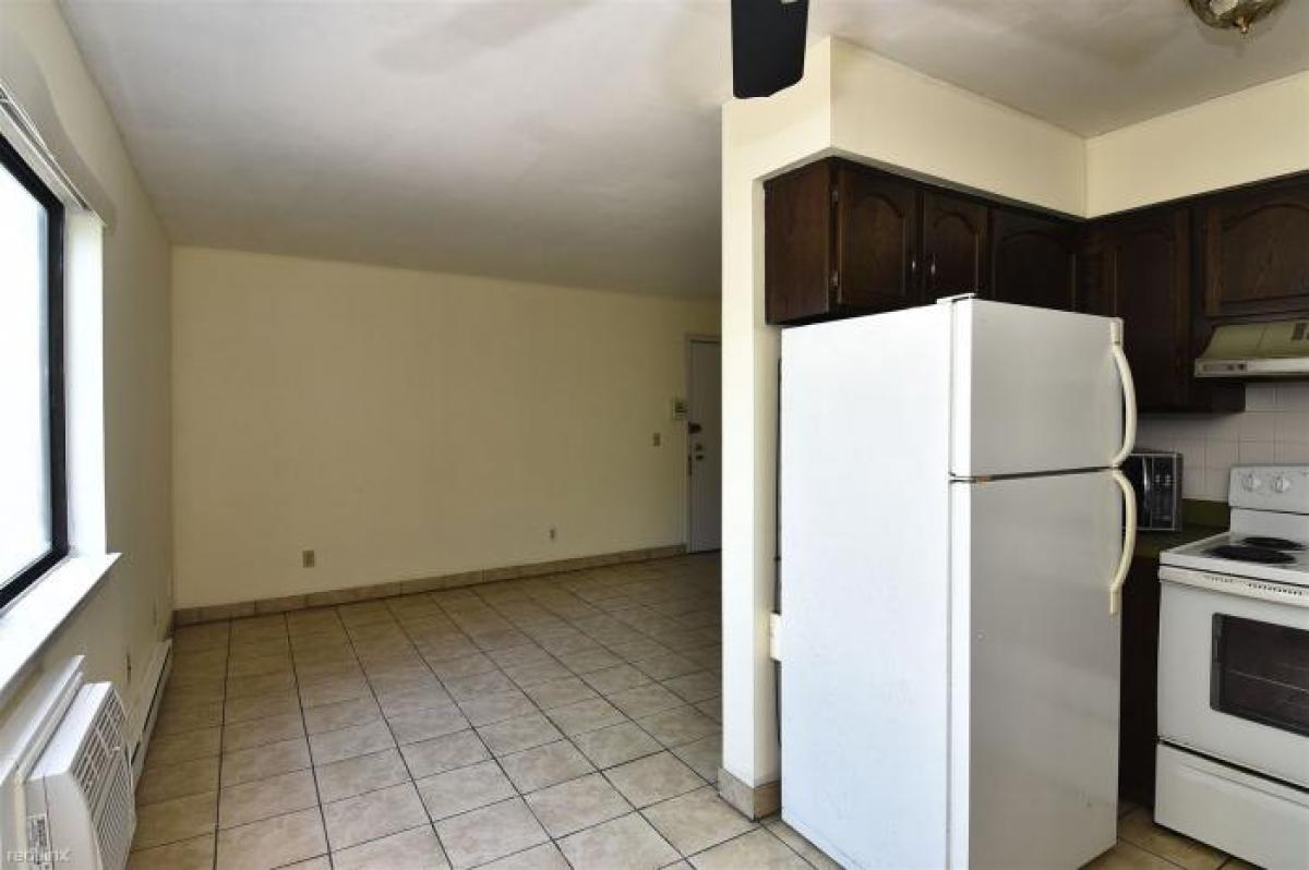 Picture of Home For Rent in West Haven, Connecticut, United States