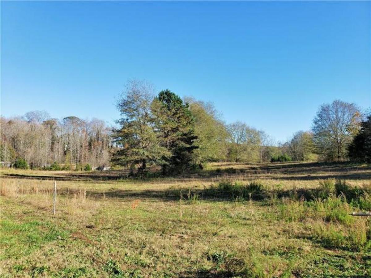 Picture of Residential Land For Sale in Easley, South Carolina, United States