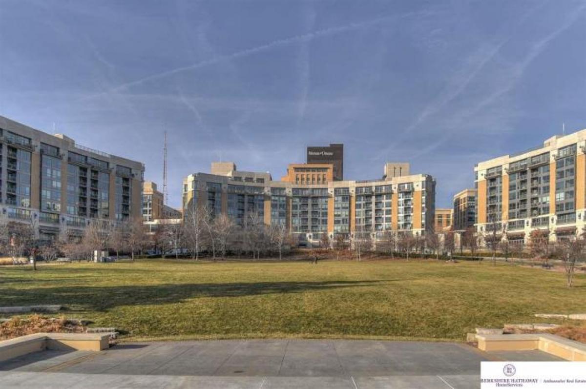 Picture of Condo For Sale in Omaha, Nebraska, United States