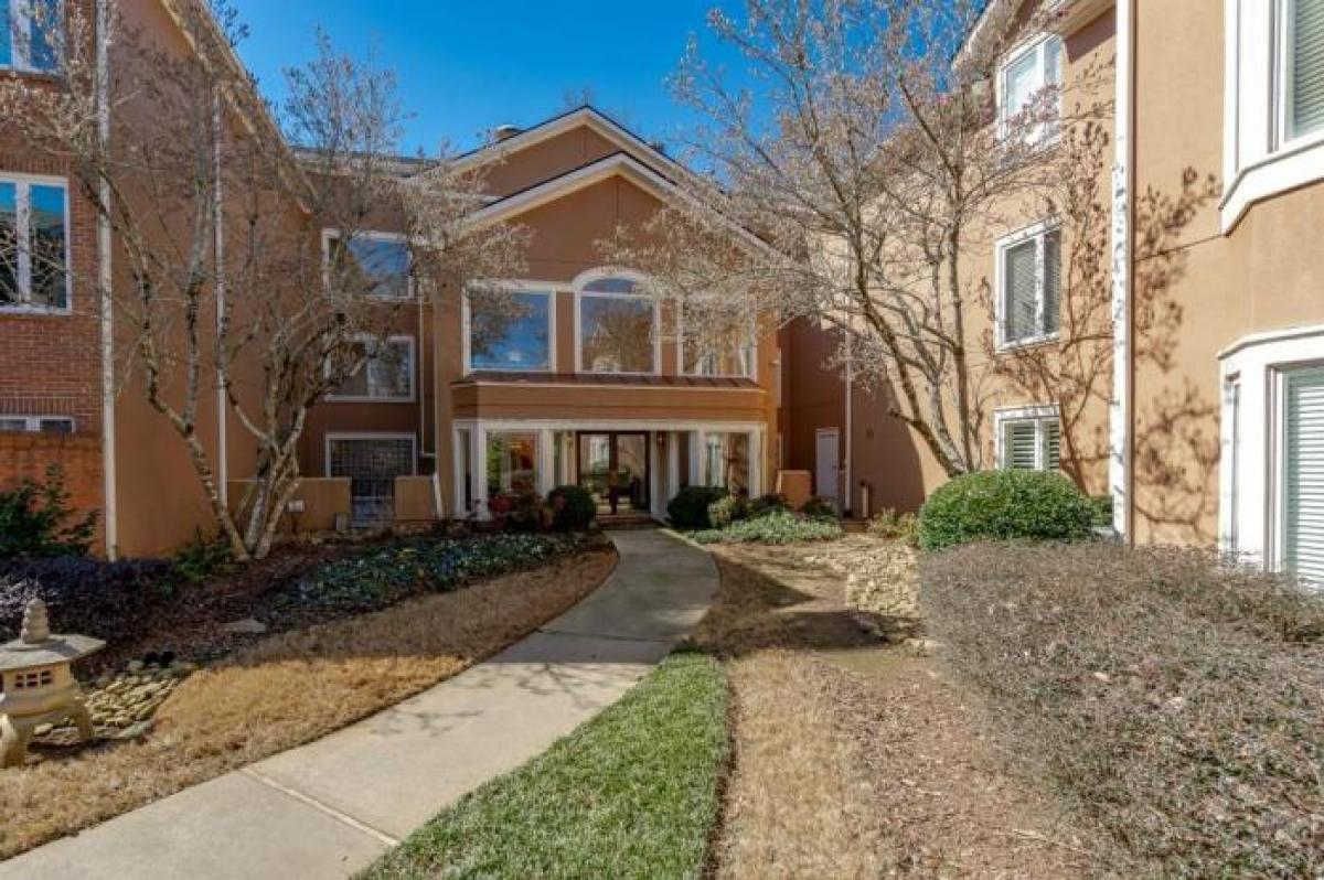 Picture of Condo For Sale in Dunwoody, Georgia, United States