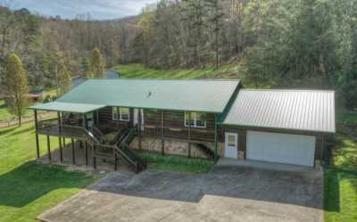 Home For Sale in Suches, Georgia