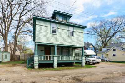 Home For Sale in Kalamazoo, Michigan