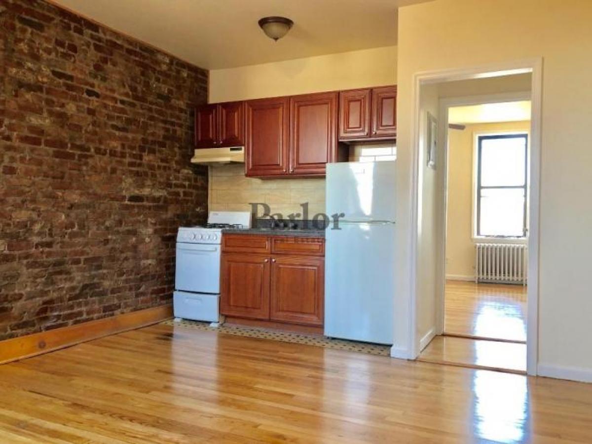 Picture of Apartment For Rent in Maspeth, New York, United States