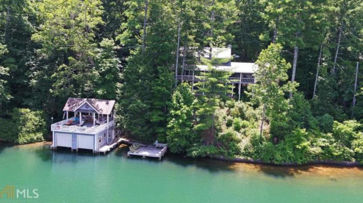 Picture of Home For Sale in Lakemont, Georgia, United States