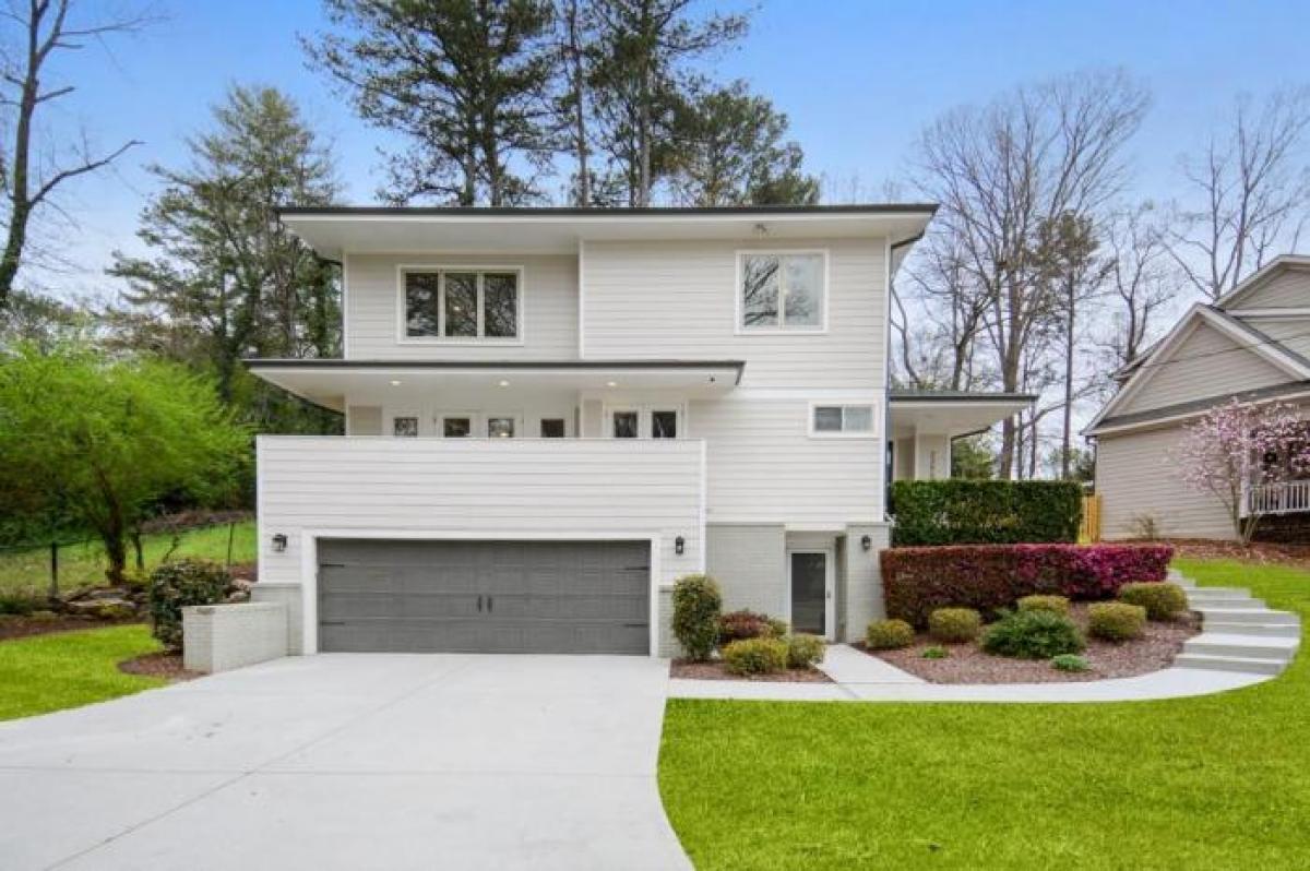 Picture of Home For Sale in Brookhaven, Georgia, United States