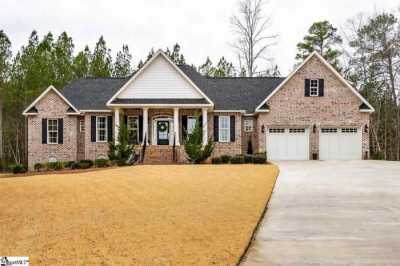Home For Sale in Greenwood, South Carolina