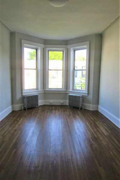 Home For Rent in Ridgewood, New York