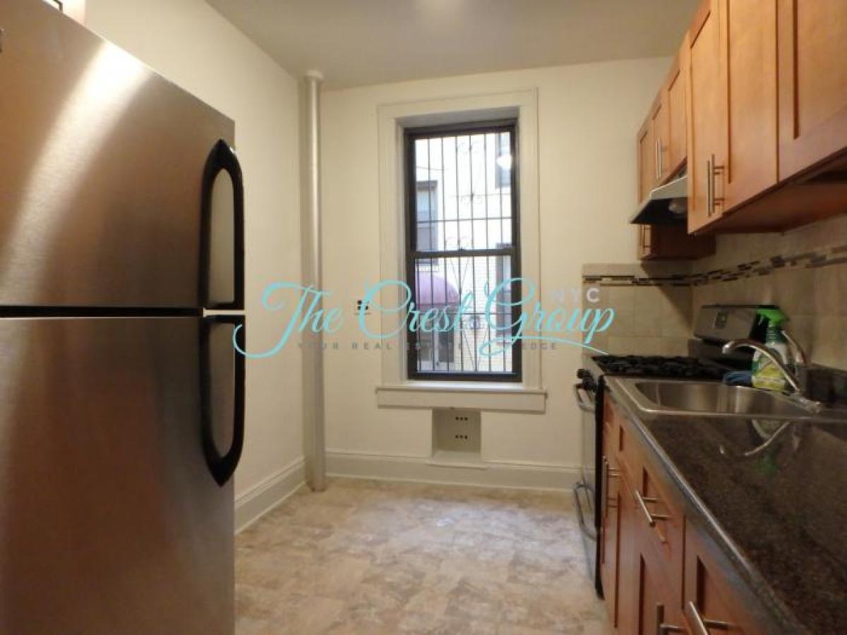 Picture of Apartment For Rent in Woodside, New York, United States