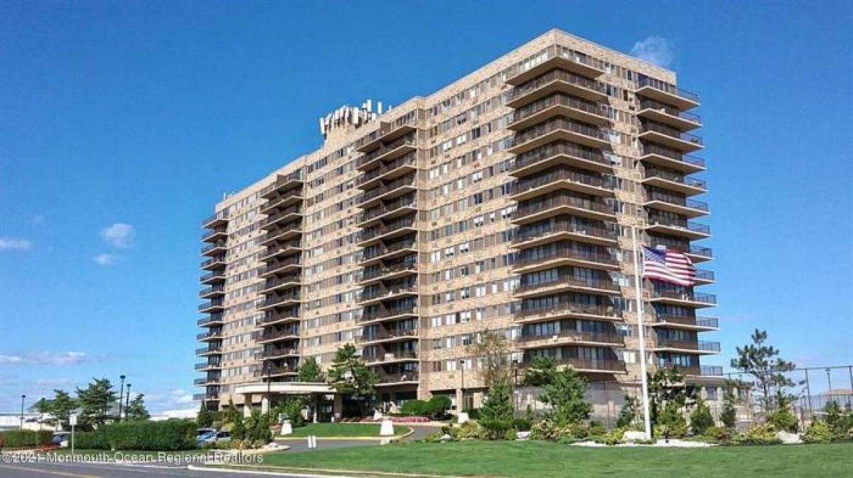 Picture of Apartment For Sale in Monmouth Beach, New Jersey, United States