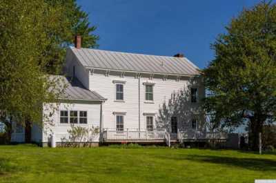 Home For Sale in Ghent, New York