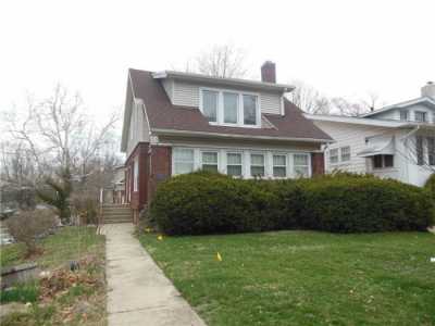 Multi-Family Home For Sale in Decatur, Illinois