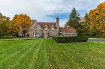 Home For Sale in Benton Harbor, Michigan