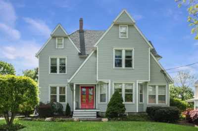 Home For Sale in Yorktown Heights, New York