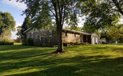 Home For Sale in Shumway, Illinois