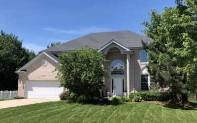 Home For Sale in Aurora, Illinois
