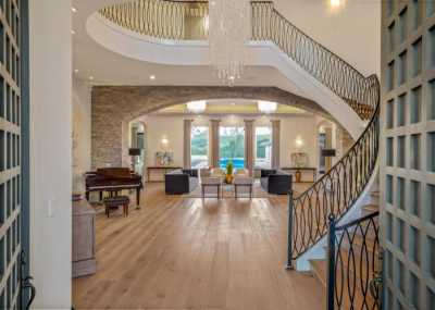 Home For Sale in Granada Hills, California