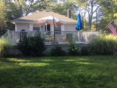Home For Sale in Sound Beach, New York
